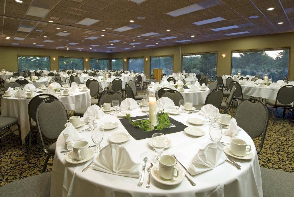 Lake Okoboji Resort And Conference Center Exterior photo