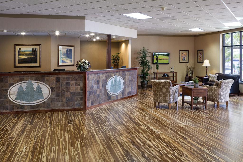 Lake Okoboji Resort And Conference Center Interior photo