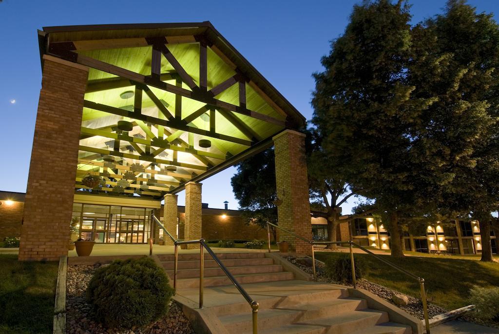 Lake Okoboji Resort And Conference Center Exterior photo