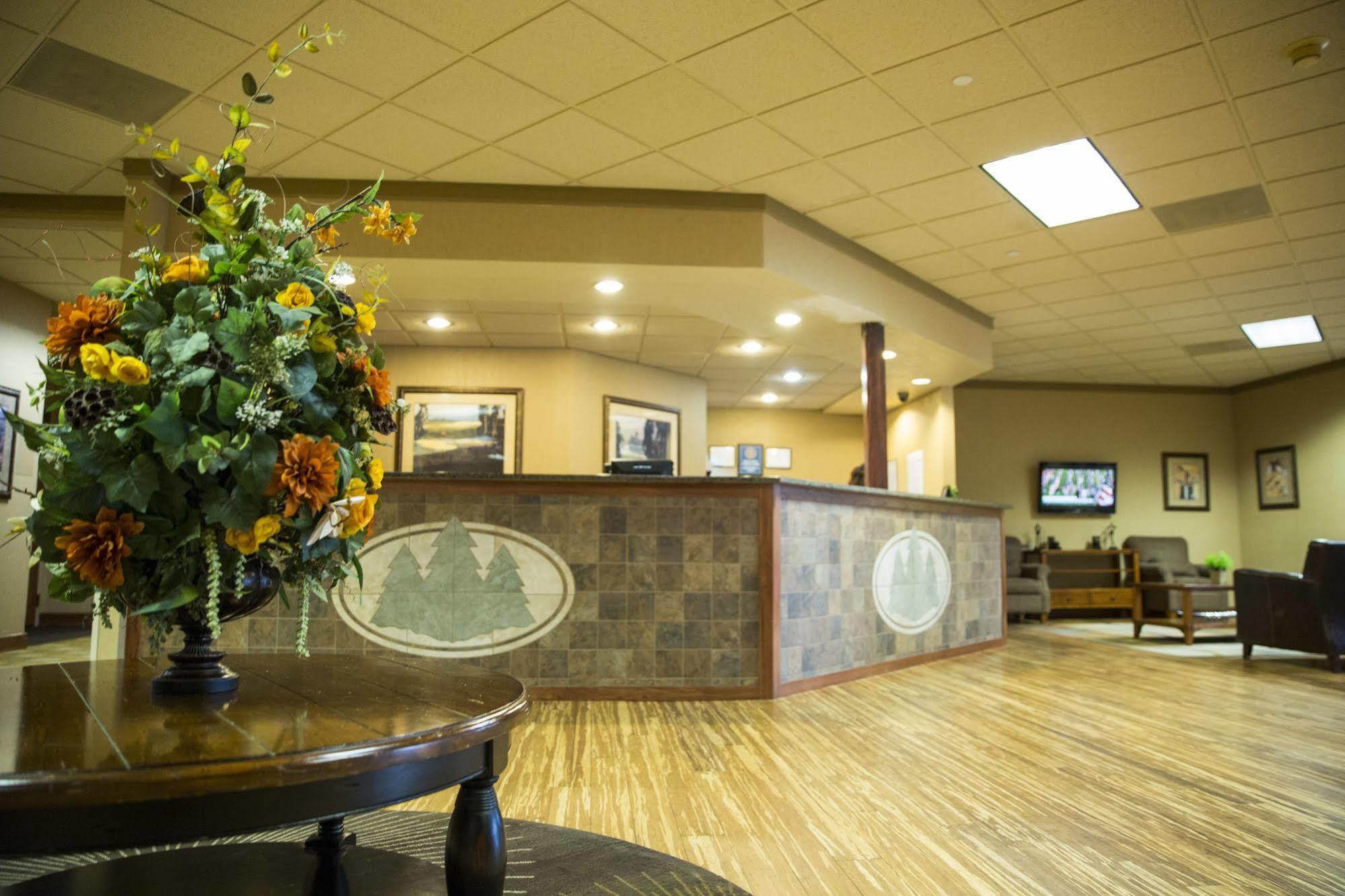 Lake Okoboji Resort And Conference Center Exterior photo